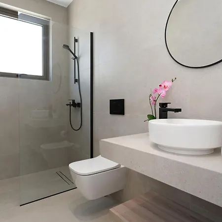 Princess Nefeli Luxury - Large Pool 度假居 帕拉利米尼